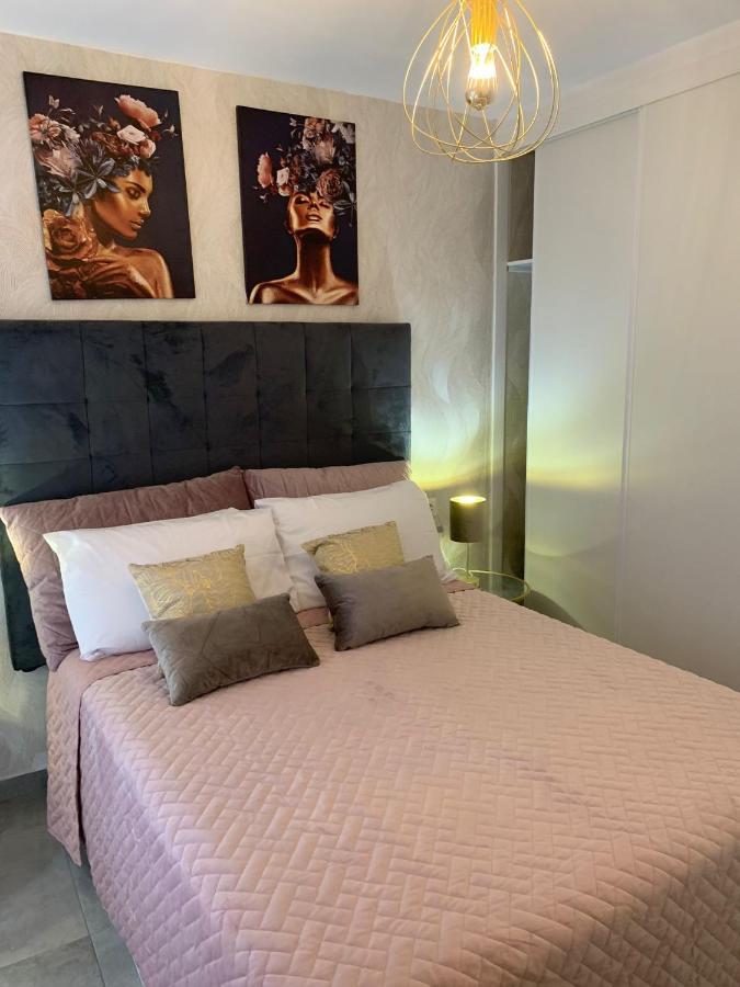 Los Boliches Holidays Suites Fuengirola Exteriér fotografie